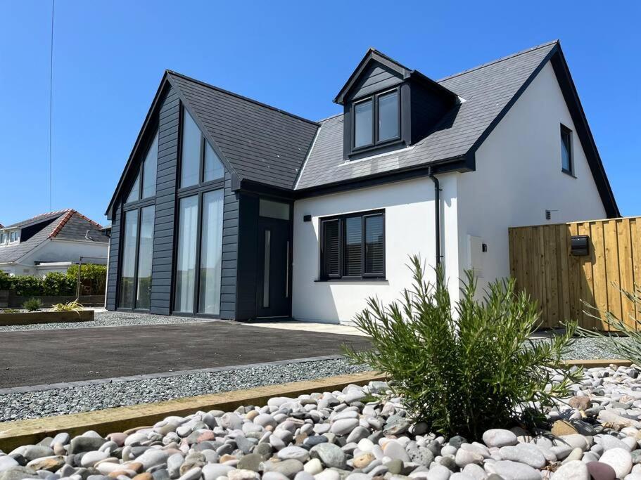 Вилла Seacliff, Broad Haven. Экстерьер фото