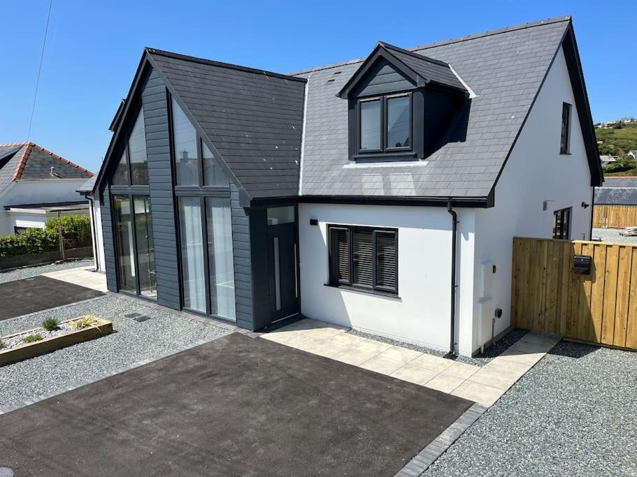 Вилла Seacliff, Broad Haven. Экстерьер фото